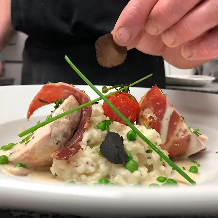 ホテル Le Relais D'etagnac エターニャック