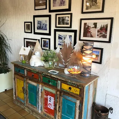 埃塔尼亚克酒店 酒店