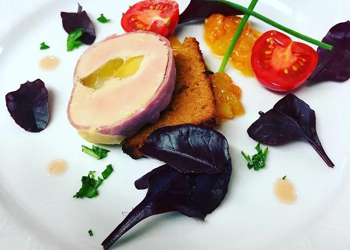 Hotel Le Relais D'etagnac 2*