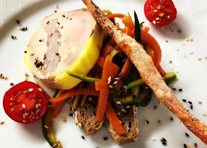 Hotel Le Relais D'etagnac 2*